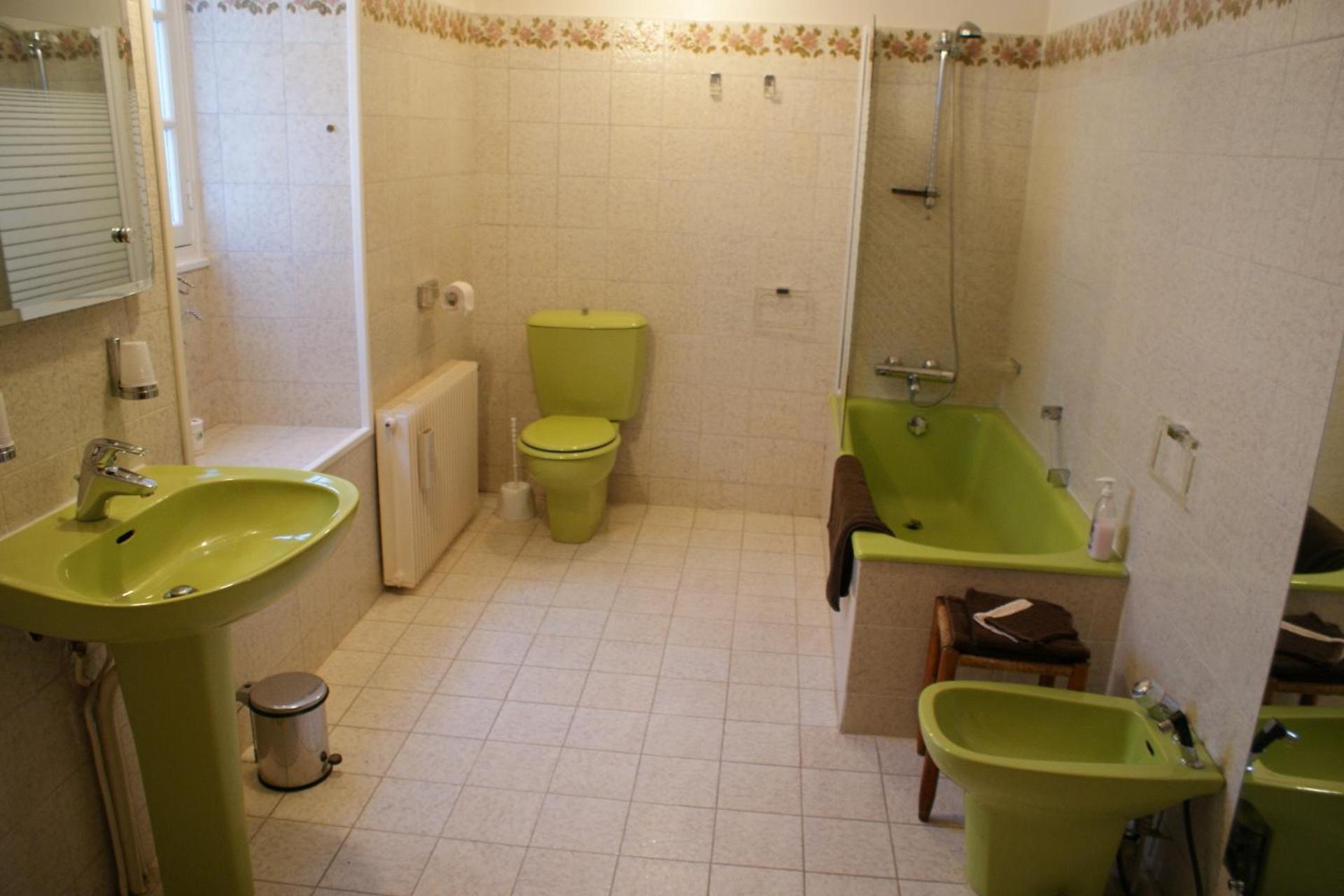 Le Puits Fortifie Salives Екстер'єр фото
